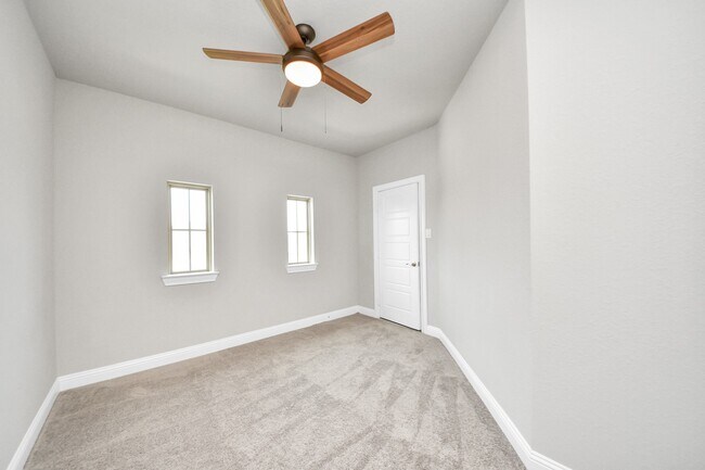 Building Photo - 1831 Golden Cape Dr