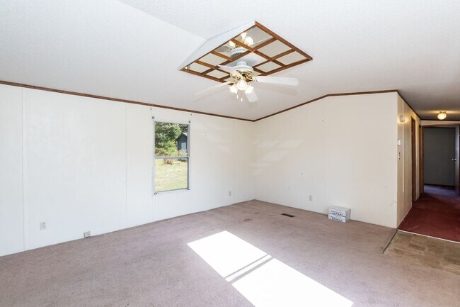 Building Photo - 130 Brodie Privette Rd