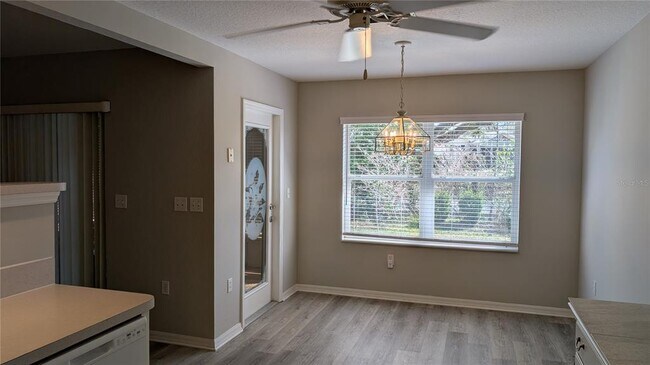 Building Photo - 10912 SW 69th Cir