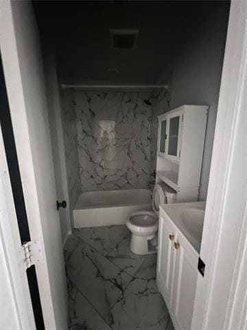 Building Photo - 665 Cedarcliff Dr