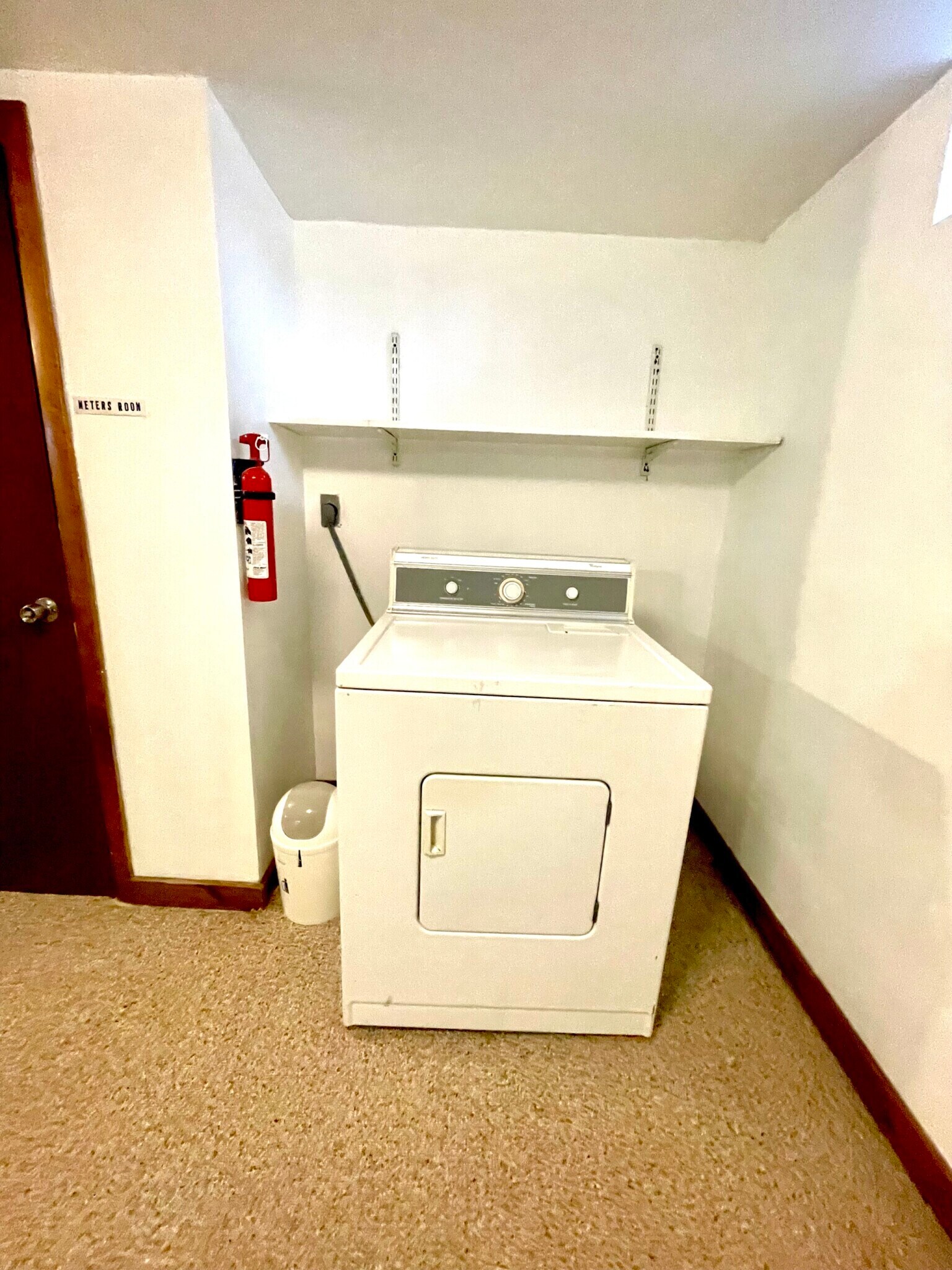 Building Photo - 27 South Crescent Circuit