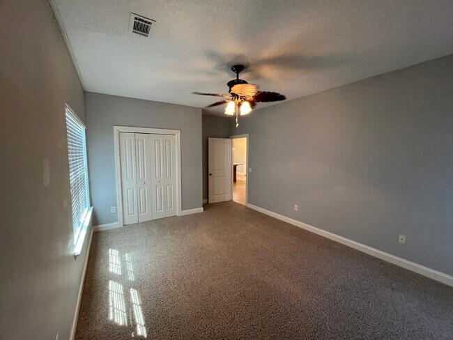 Building Photo - 119 Bull Bay Dr