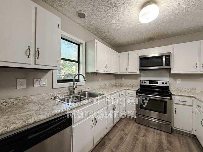 Building Photo - 321 Watergap Dr