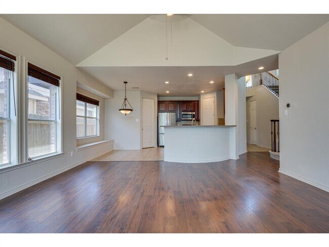 Building Photo - 13925 Fallsprings Way