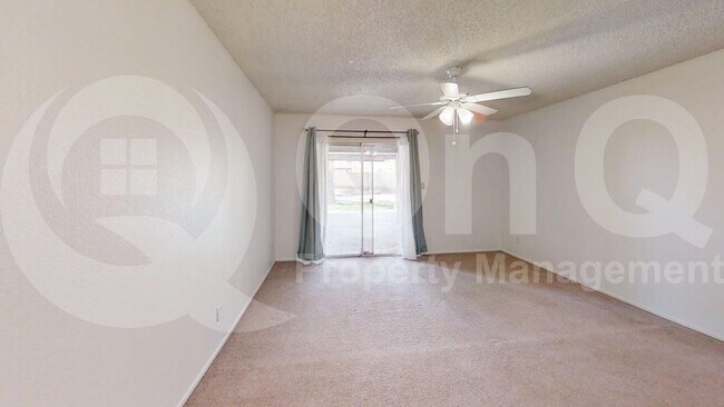 Building Photo - 570 N Villa Nueva Dr