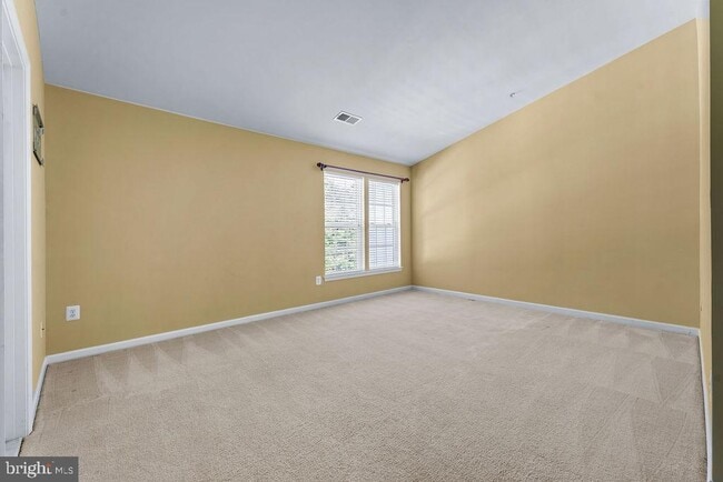 Building Photo - 7550 Maidenhead Dr