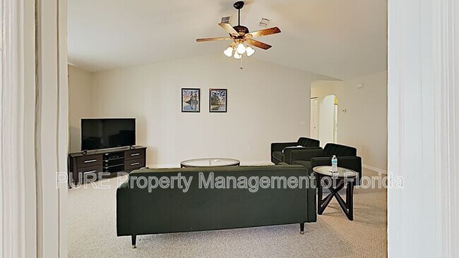 Building Photo - 9911 SW 96th St