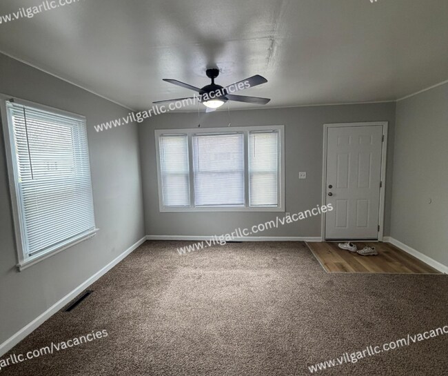 Building Photo - Newly Renovated 2-Bedroom • 1-Bathroom Home