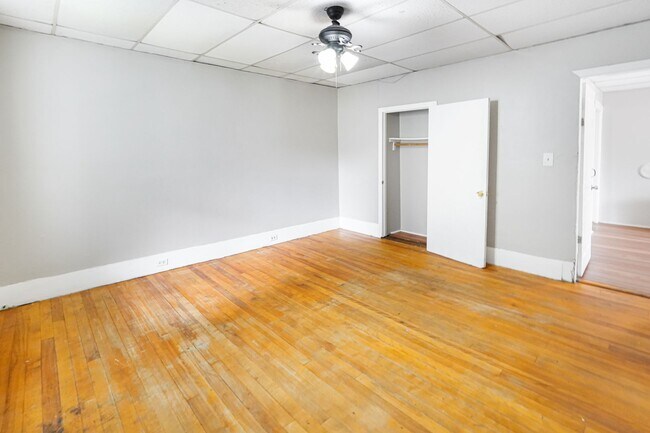 Building Photo - 15 1/2 Mendon Street