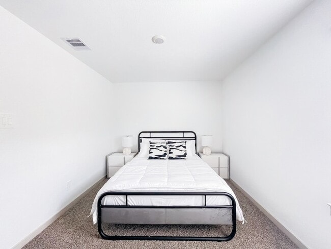 Building Photo - 29830 Wildcat Wy