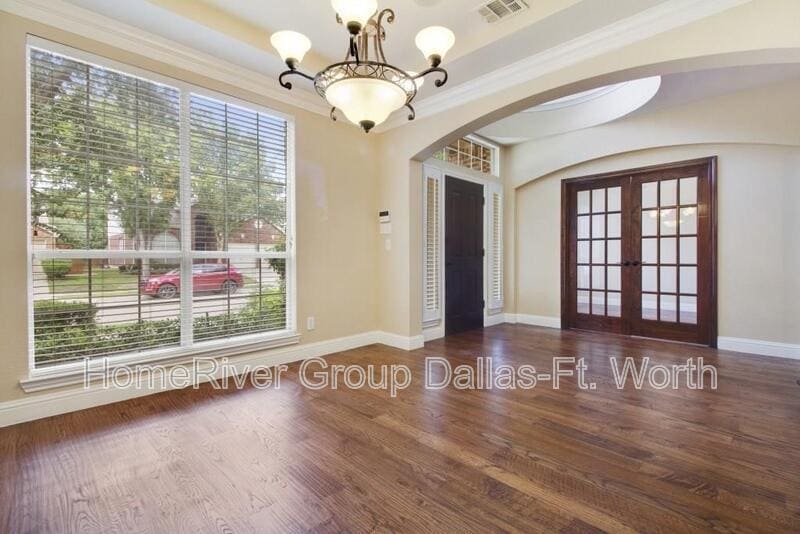 Building Photo - 2527 Windgate Dr