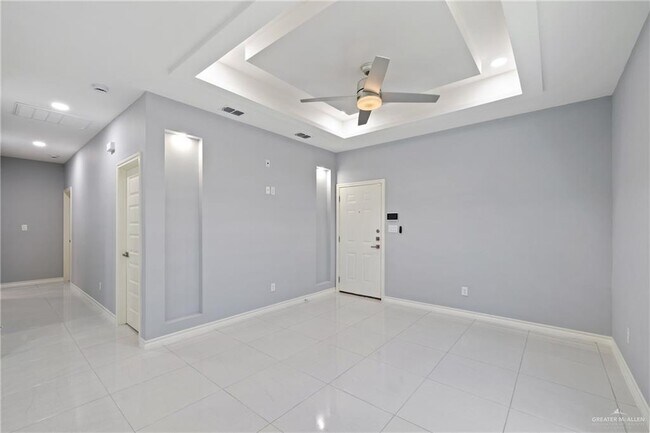 Building Photo - 27 Indian Creek Ave