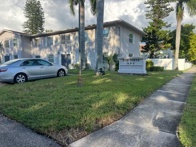 Primary Photo - 8325 7th Way N