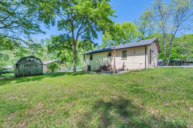 Building Photo - 7311 Birch Bark Dr