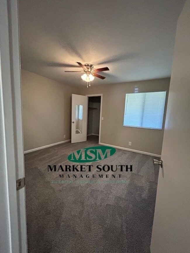 Building Photo - Bull River Shoals - Condo