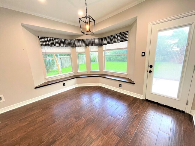 Building Photo - 16407 Stone Prairie Dr