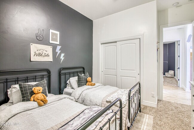 Building Photo - 13409 Carterton Ave