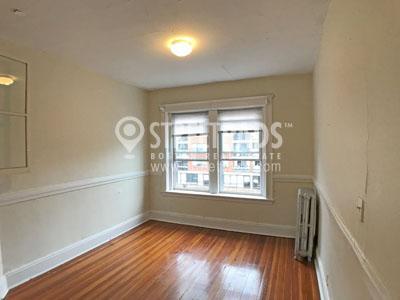 Building Photo - 3 bedroom in Boston MA 02135