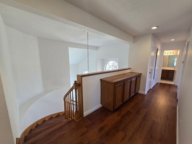 Building Photo - 3207 Maricotte Dr