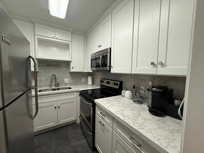 Primary Photo - 2601 Bellefontaine St