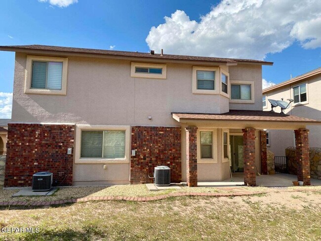 Building Photo - 7334 Prickley Pear Dr