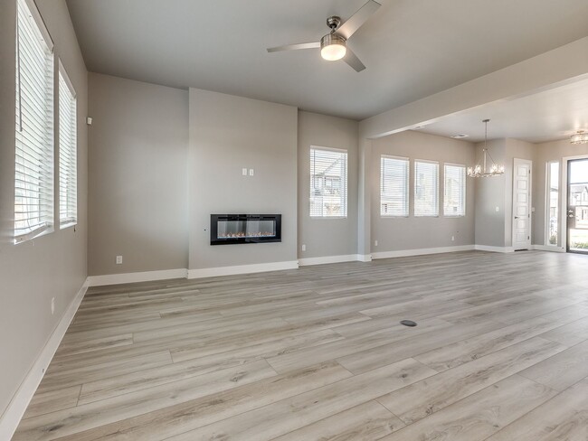 Building Photo - Beautiful New Construction Home in Edmond/...