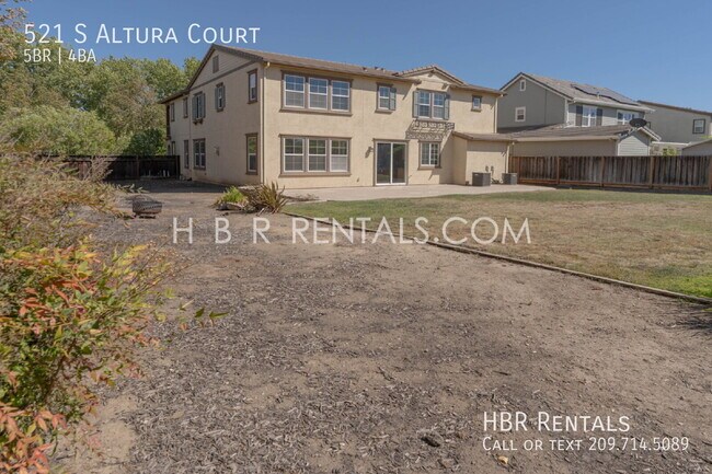 Building Photo - 521 S Altura Ct