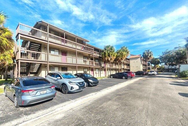 Primary Photo - Welcome to your new home in beautiful Tamp...