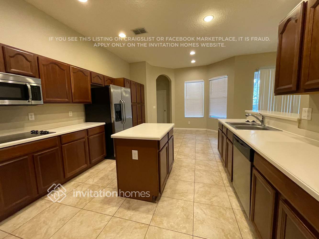 Building Photo - 23331 Key Largo Loop