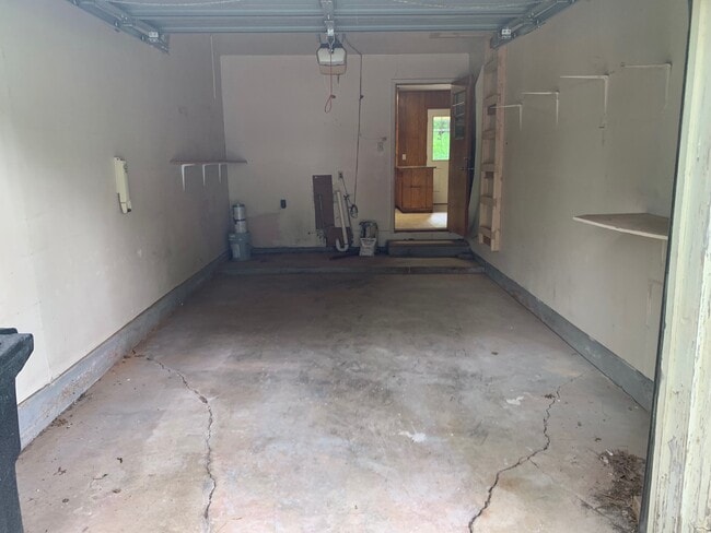 Building Photo - 406 Turner St