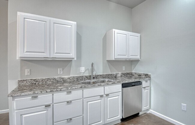 Building Photo - Brand New Construction in Varenna Landing! Storm shelter and lawn care included!