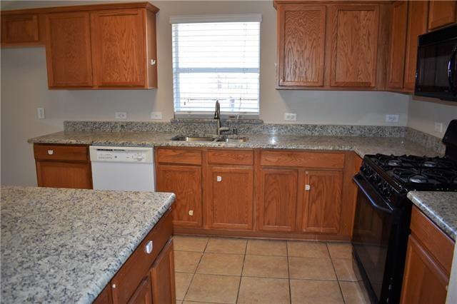 Building Photo - 6913 Oak Falls Dr