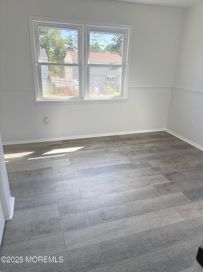 Building Photo - 55 Chapin Ave