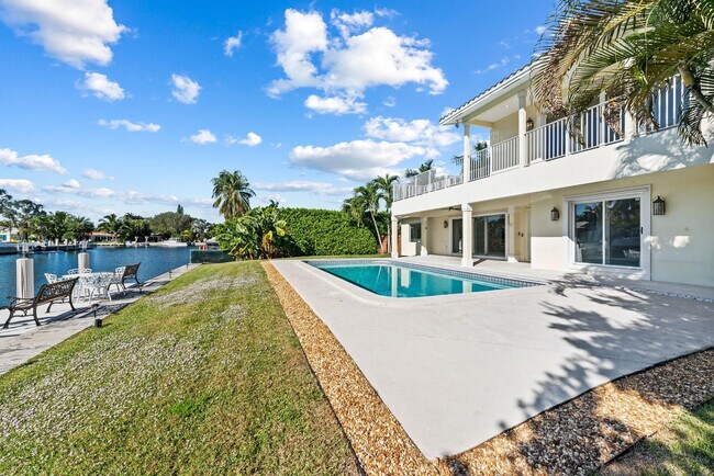 Building Photo - 2612 Marion Dr