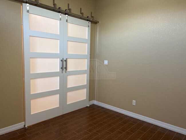 Building Photo - 203 Weeping Willow Ct