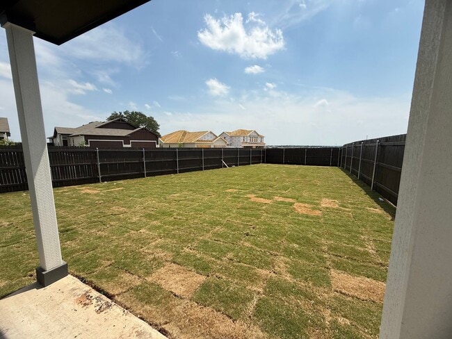 Building Photo - Luxury 2-Story, 3-Bed/ 2.5-Bath Duplex in ...