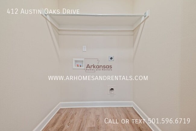 Building Photo - 412 Austin Oaks Dr