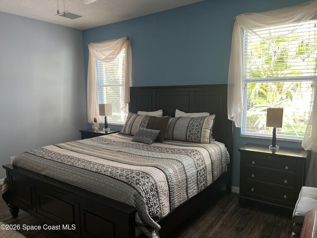 Building Photo - 5748 Tamarac Dr