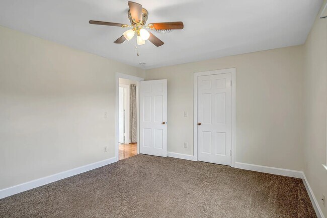 bedroom 4 - 3245 Kings Ln