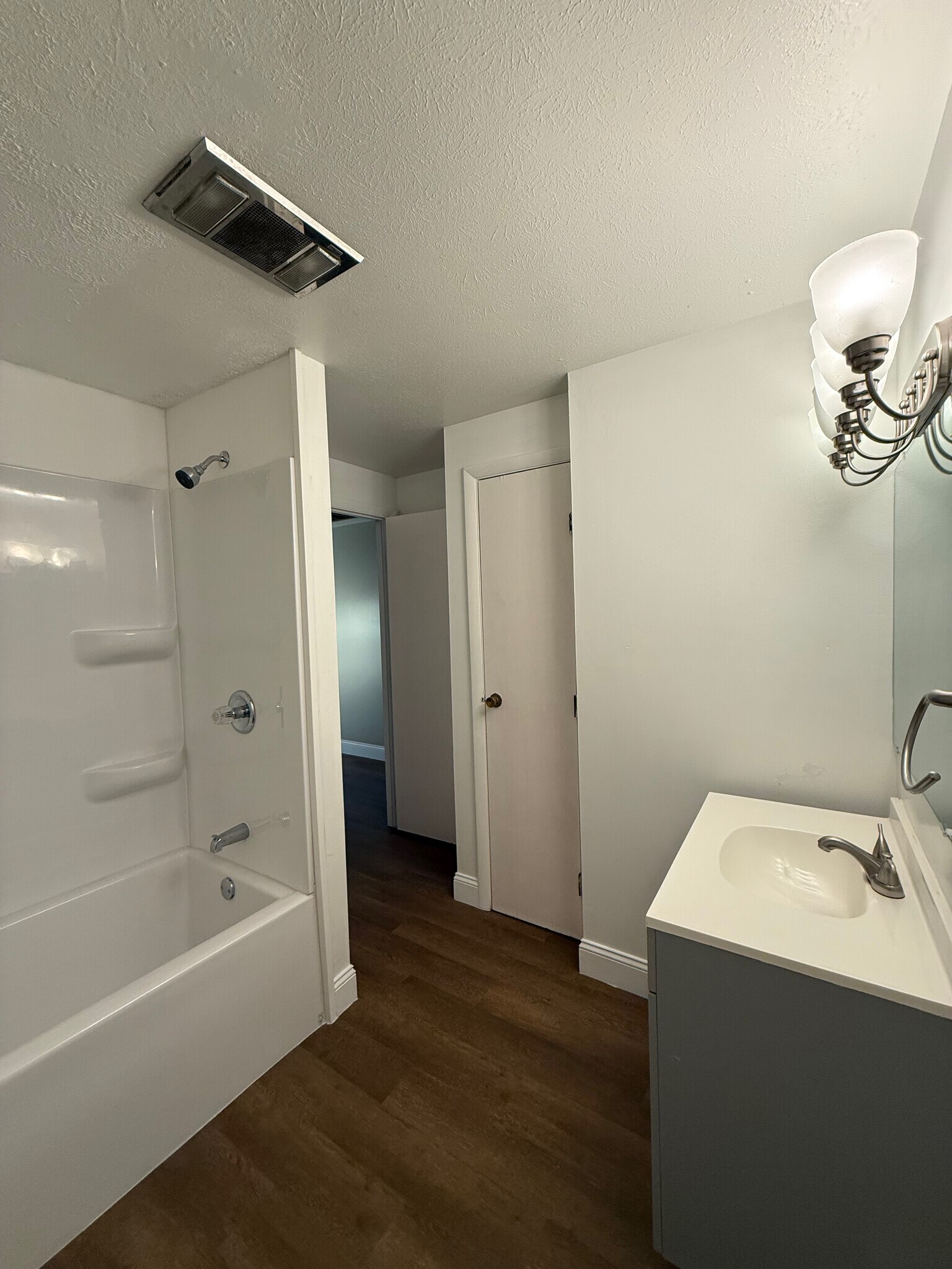 Building Photo - 239 Euclid Ave