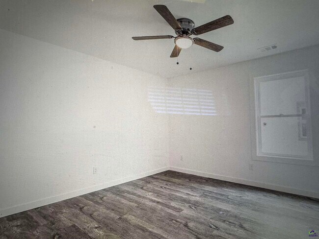 Building Photo - 109 Leisure Pointe Rd