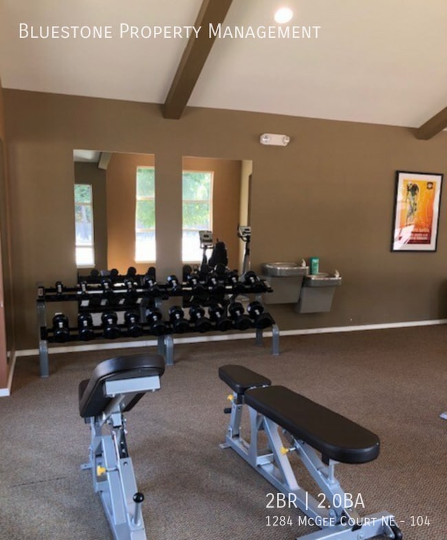 Building Photo - 1284 Mcgee Ct NE