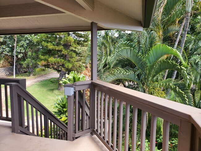 Building Photo - 534 Hoala Dr