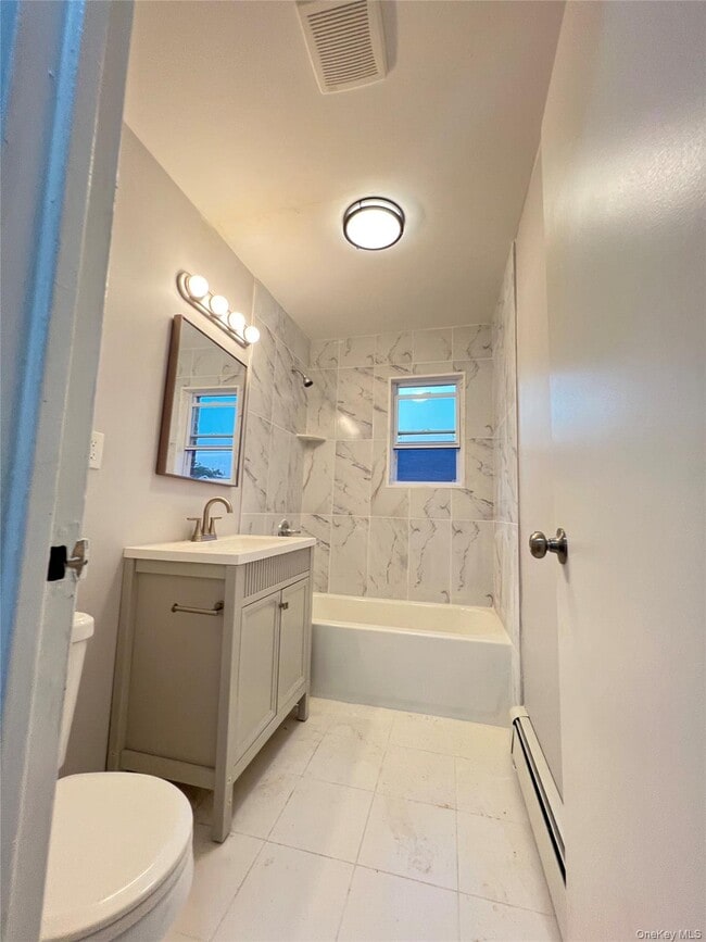 Building Photo - 2803 Sampson Ave