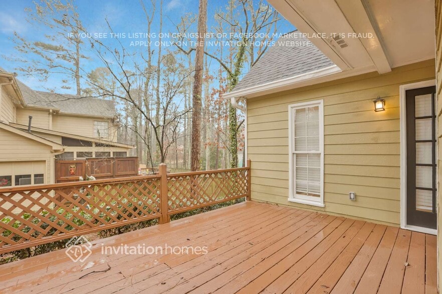 Building Photo - 1493 Fallsbrook Ct NW