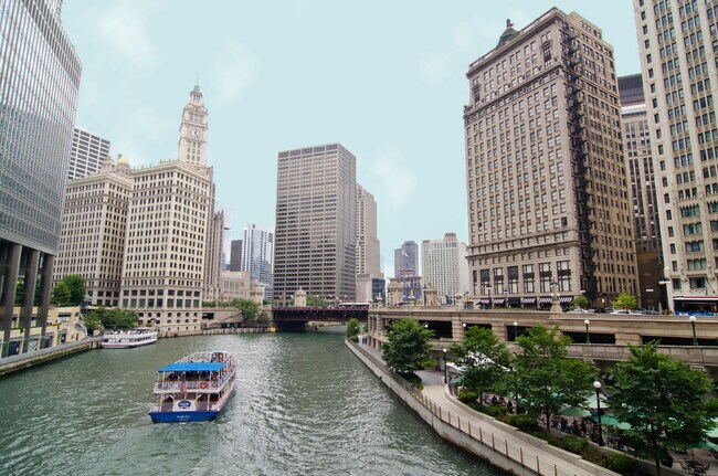 Building Photo - 401 N Wabash Ave