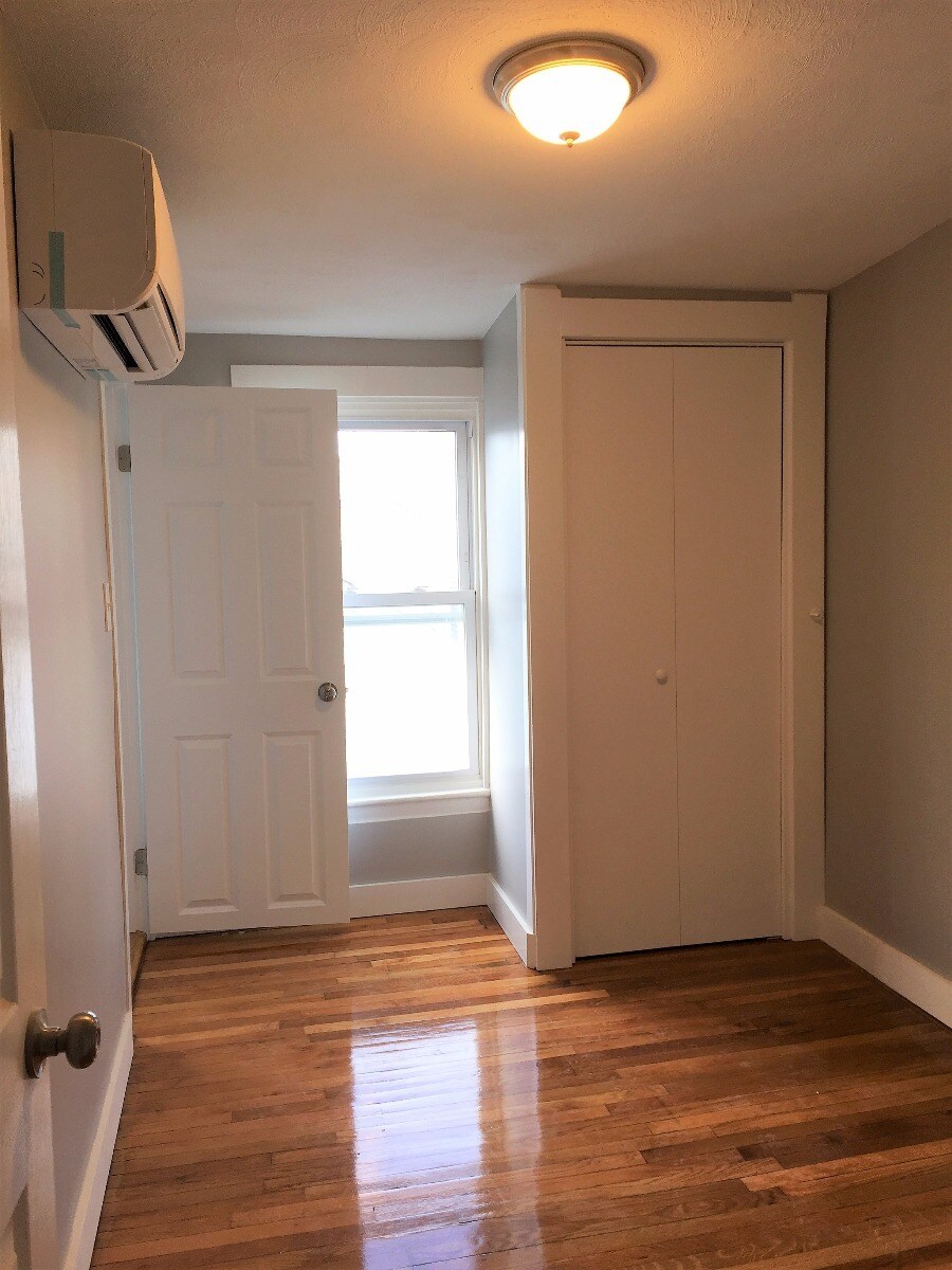 Building Photo - 18 Allston St