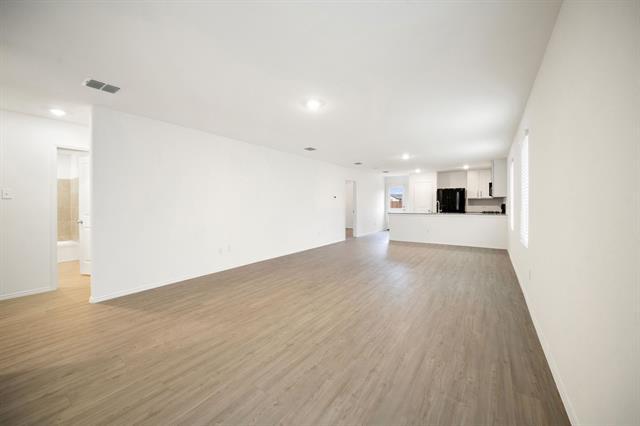 Building Photo - 3037 Ashbrook Ln