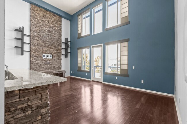 Building Photo - 2 Bedroom + 2 Bathroom Condo | Port 121 in Seabridge | Oxnard | Unfurnished