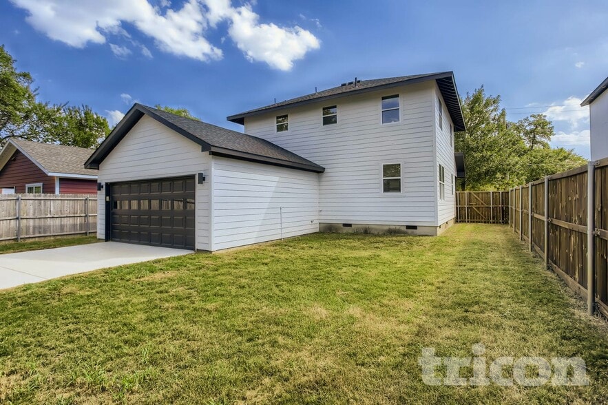 Building Photo - 1723 Shaw St